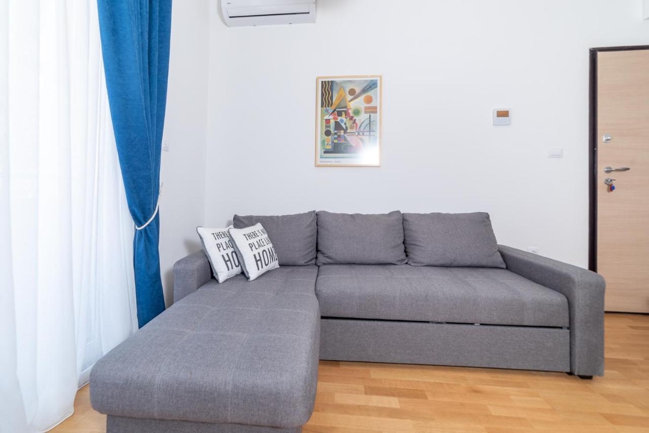 Ana's Mne Apartment